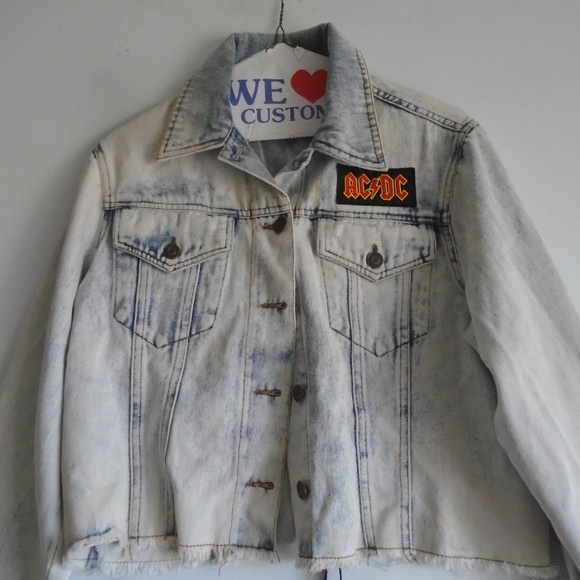 AC/DC women's acid wash jeans jacket size M laced - Picture 7 of 8